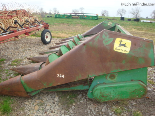  John Deere 643