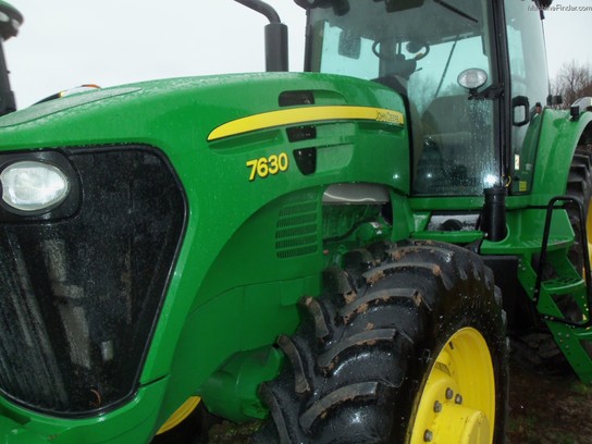 2010 John Deere 7630