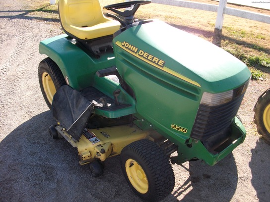 1996 John Deere 325