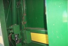 2002 John Deere 567