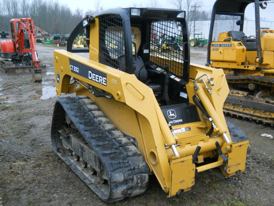 2008 John Deere CT332