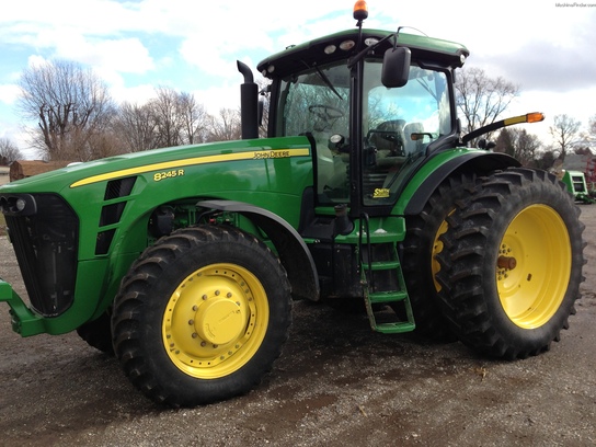 2010 John Deere 8245R