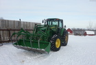 2004 John Deere 7520