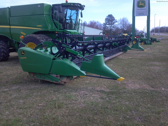 2012 John Deere 640FD