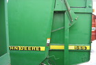 1997 John Deere 566