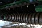 1999 John Deere 566