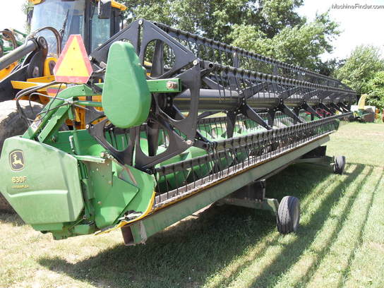 2004 John Deere 630F