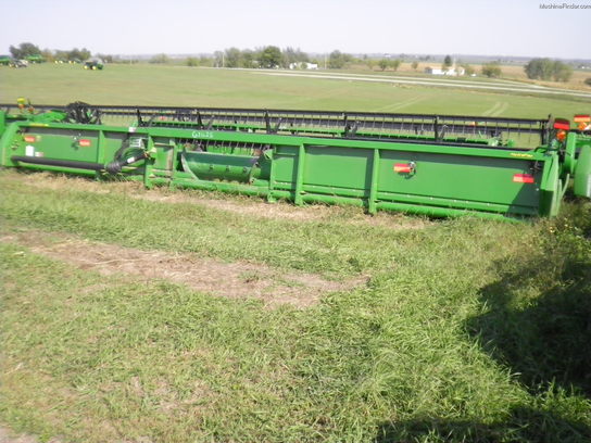 2009 John Deere 630F