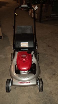 2012 Honda HRR216