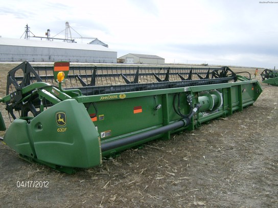2012 John Deere 630F