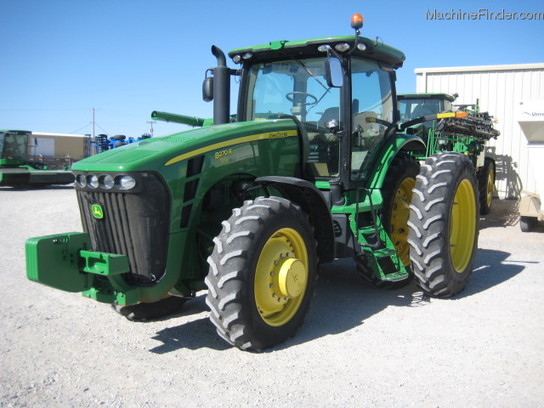 2010 John Deere 8270R