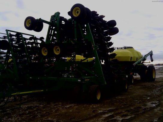 2011 John Deere 1890