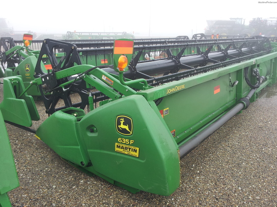 2011 John Deere 635F