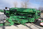 1999 John Deere 1560