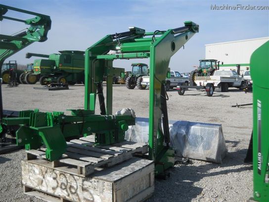 2012 Buhler 795 LOADER ASSEMBLY