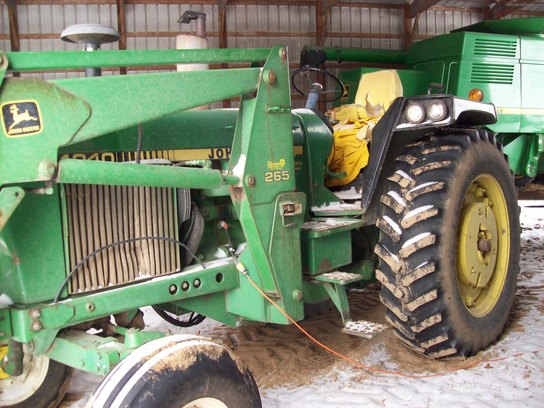 1982 John Deere 4040