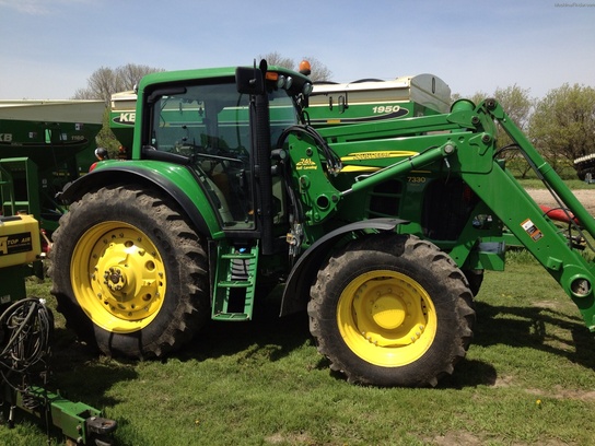 2012 John Deere 7330 Prem