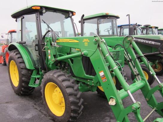 2009 John Deere 5075M