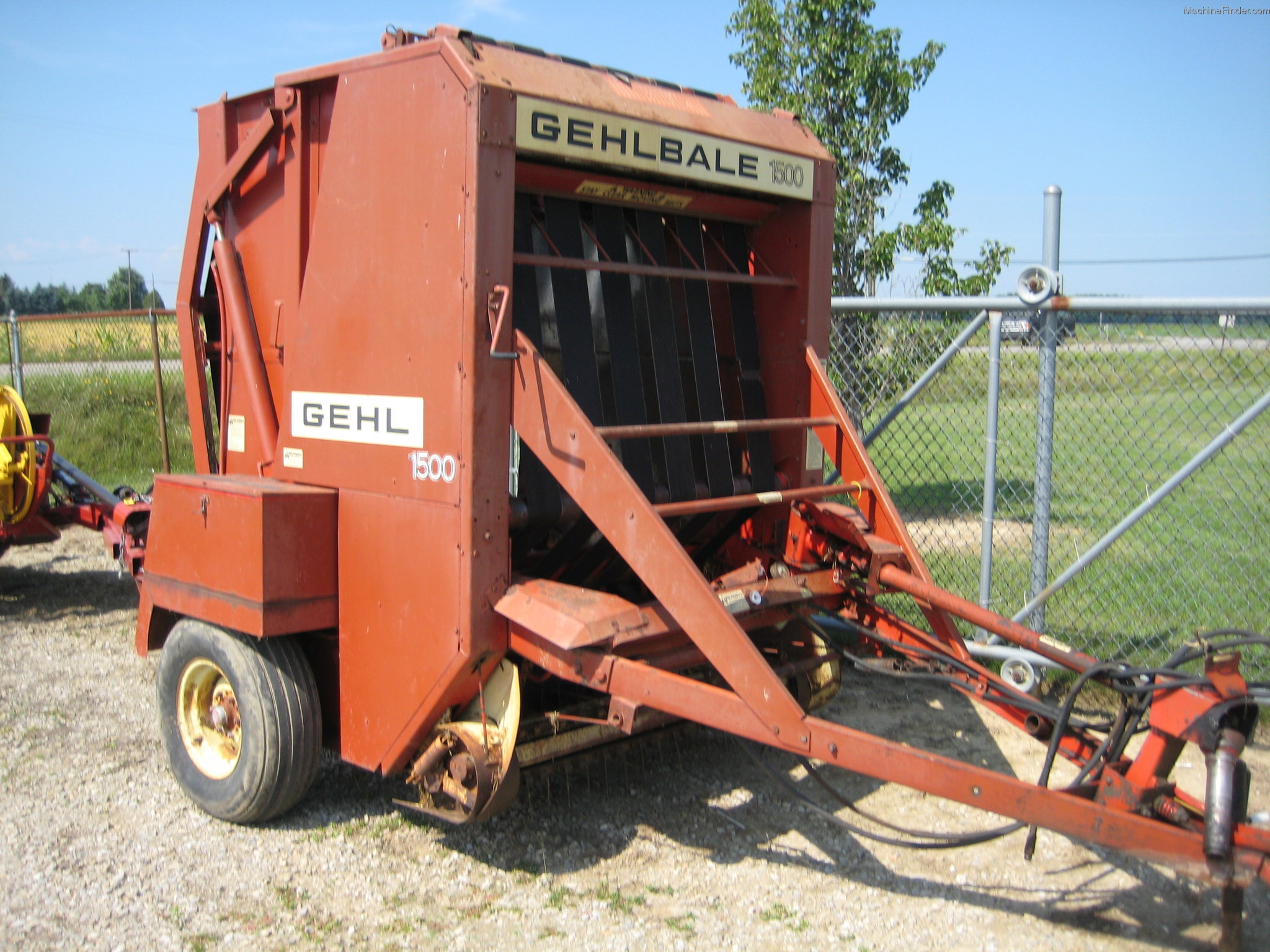 1981 Gehl 1500 Hay Equipment Round Balers John Deere MachineFinder