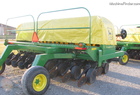 2001 John Deere 1560