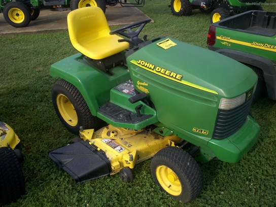 1997 John Deere 345