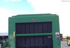 2002 John Deere 567