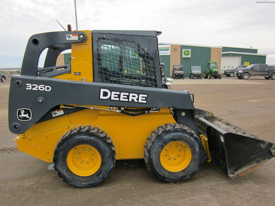 2011 John Deere 326D