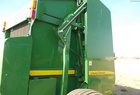 2010 John Deere 568