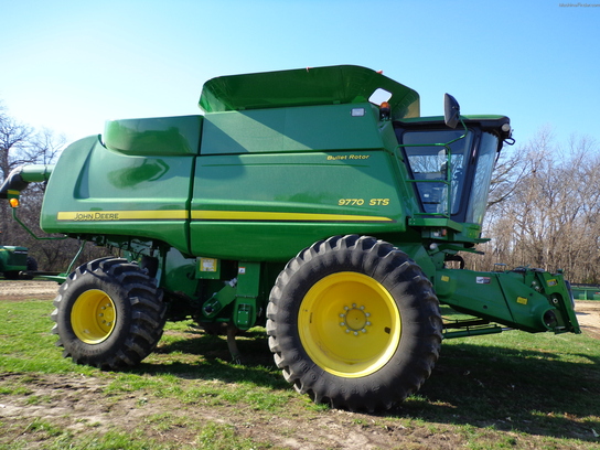 2011 John Deere 9770 STS