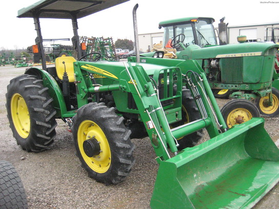 2006 John Deere 5205