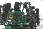 2011 John Deere 637
