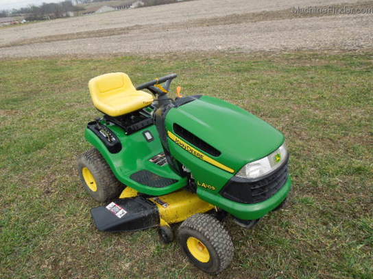 2010 John Deere LA105