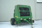 2011 John Deere 568