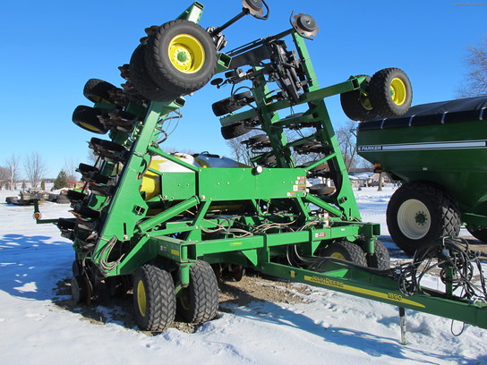 2003 John Deere 1890