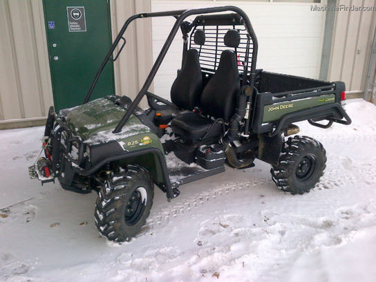 2011 John Deere XUV 825I OLIVE