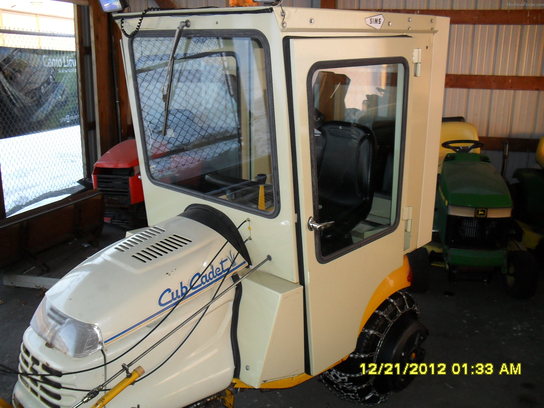 2003 Cub Cadet 3235