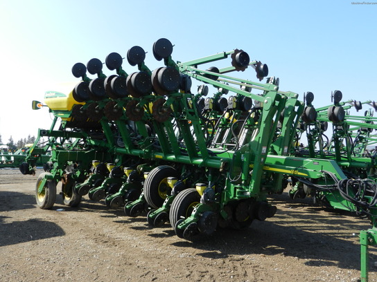 2006 John Deere 1790
