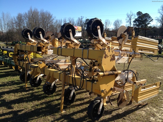  Buffalo 8 Row Cultivator