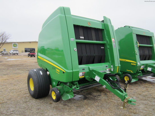 2013 John Deere 569 Premium
