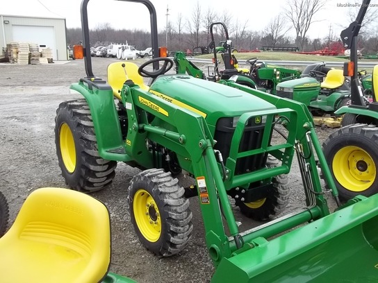 2010 John Deere 3032E