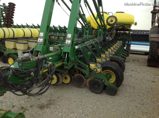 2008 John Deere 1770NT