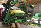 2004 John Deere 1690