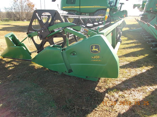 2004 John Deere 630F