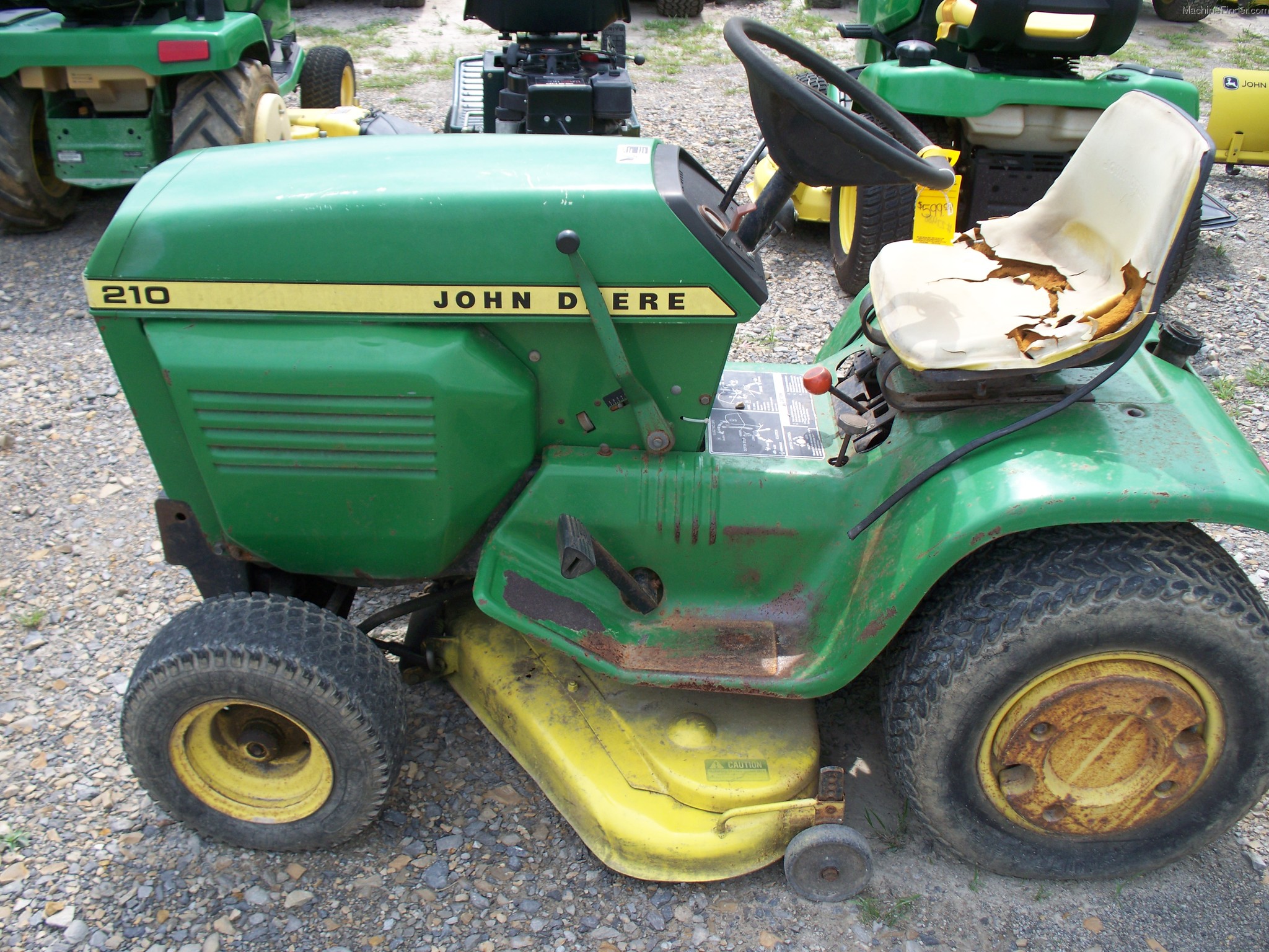 John Deere 210 Lawn & Garden and Commercial Mowing John Deere