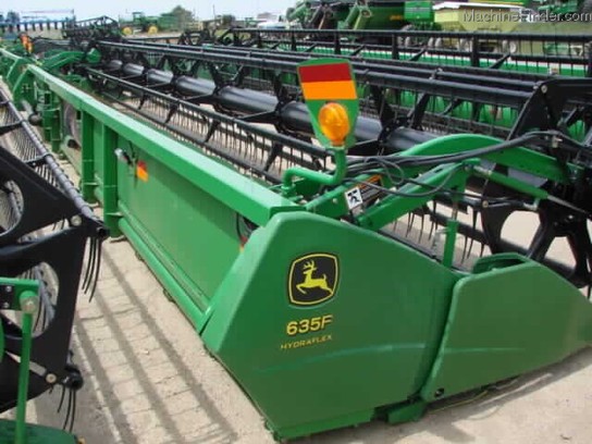 2005 John Deere 635F