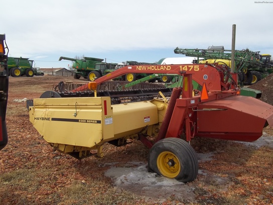 2001 New Holland 1475