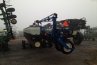 1999 Kinze 2600