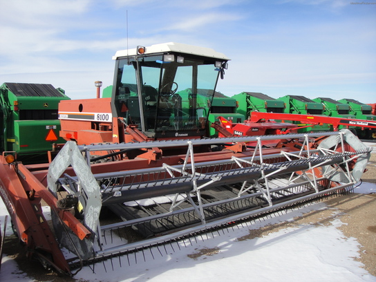 1990 Hesston 8100