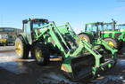 2003 John Deere 7520
