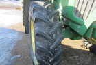 2003 John Deere 7520